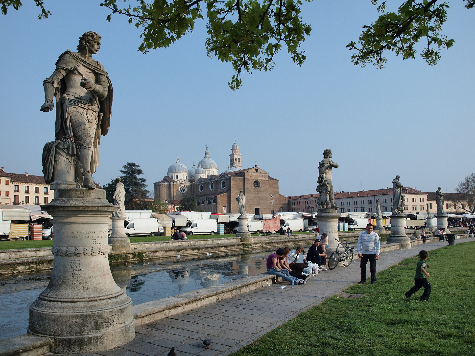 Padova, Prato della Valle e Santa Giustina